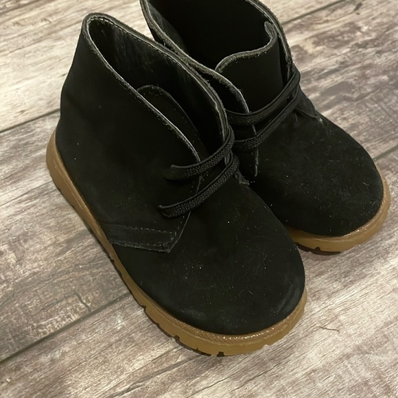 CHULIS BLACK SUEDE SLIP ON BOOTS - Picture 1 of 3